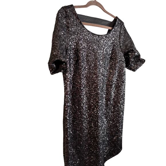 Torrid Women’s Sequin Gray Choker Neckline Shift Dress Size 00 Cocktail Elegant - Picture 3 of 5